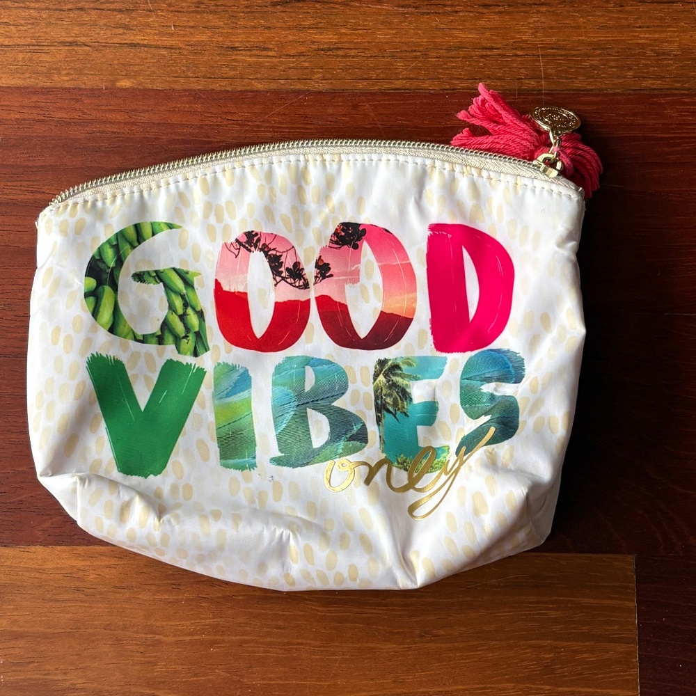 Bed Bath & Beyond Good Vibes Cosmetic/Toiletry Bag